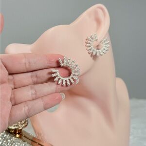 ⚜️ Silver Mini Pearl Earrings